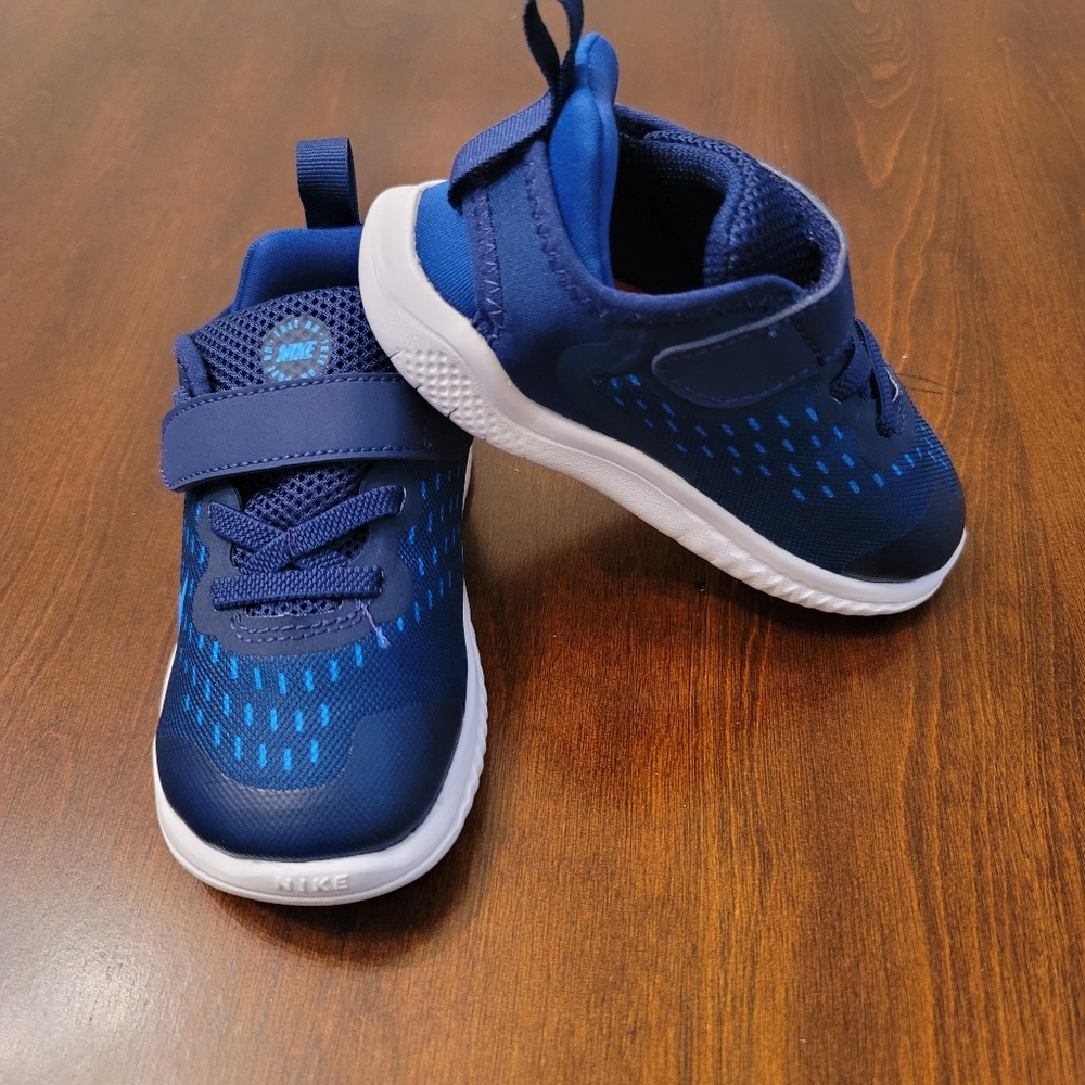 Nike Free Run Sneakers